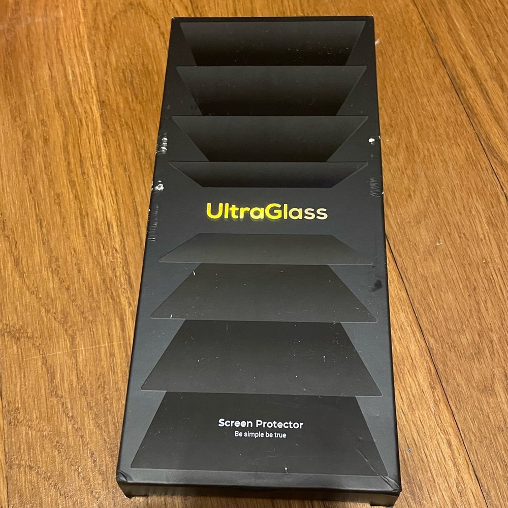 UltraGlass Screen Protector for iPhone 16 ProMax - Picture 4 of 4